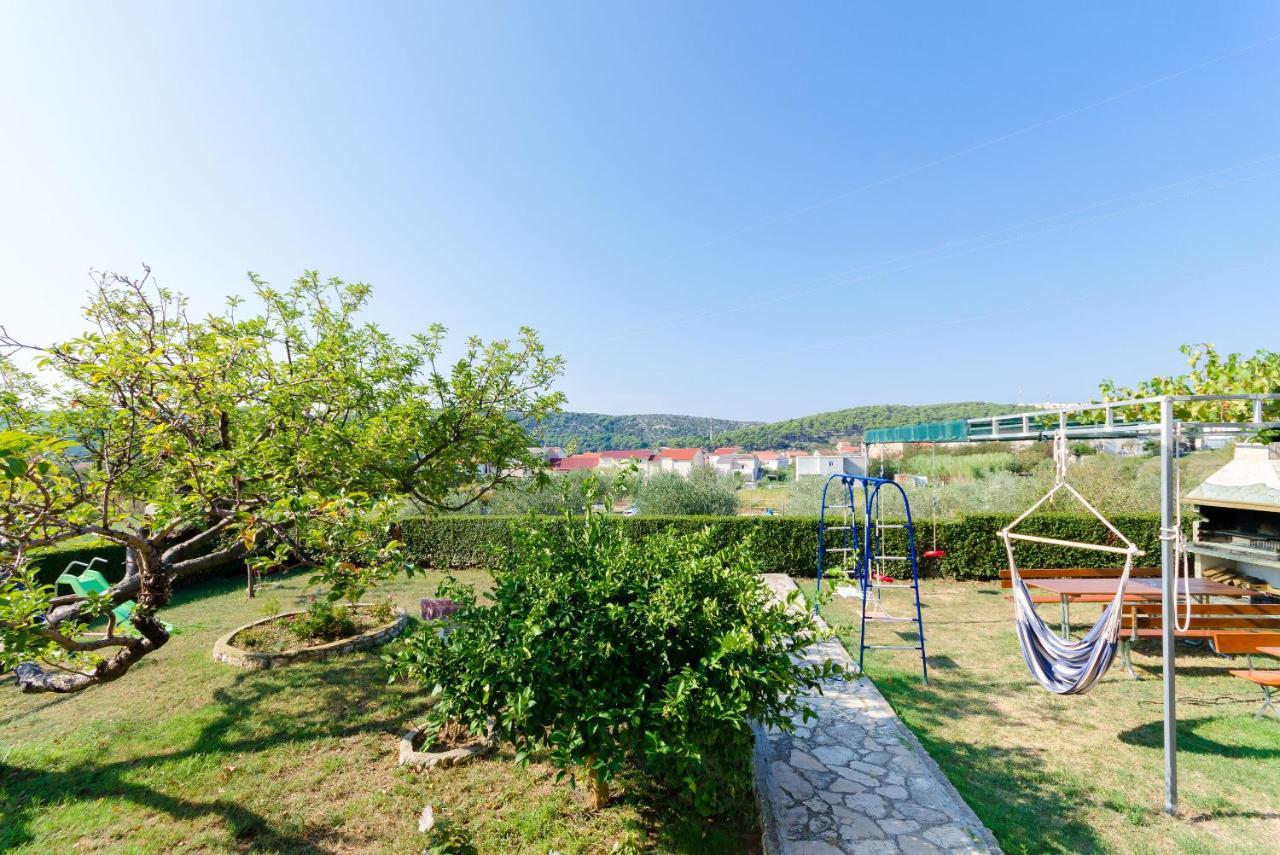 Apartments Danica Лопар Экстерьер фото