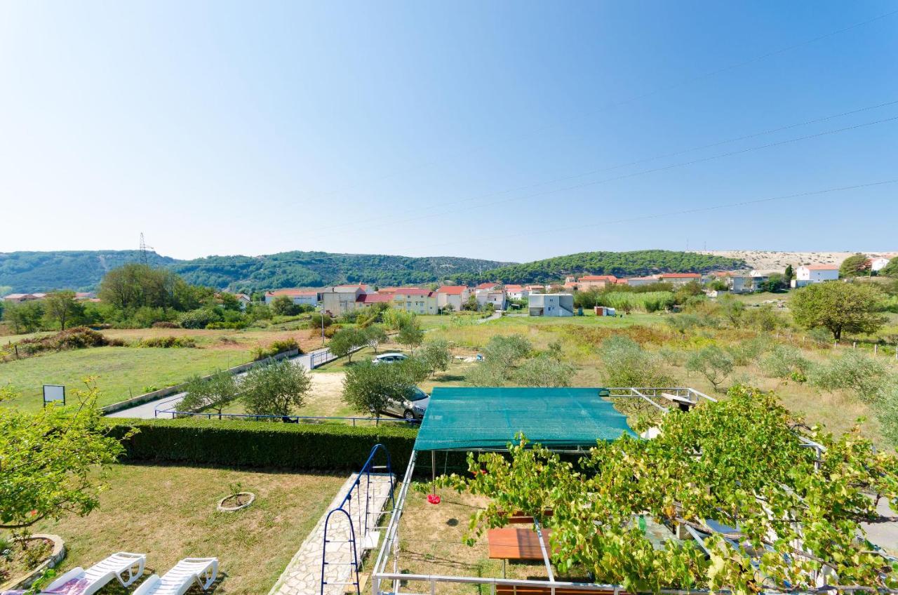 Apartments Danica Лопар Экстерьер фото