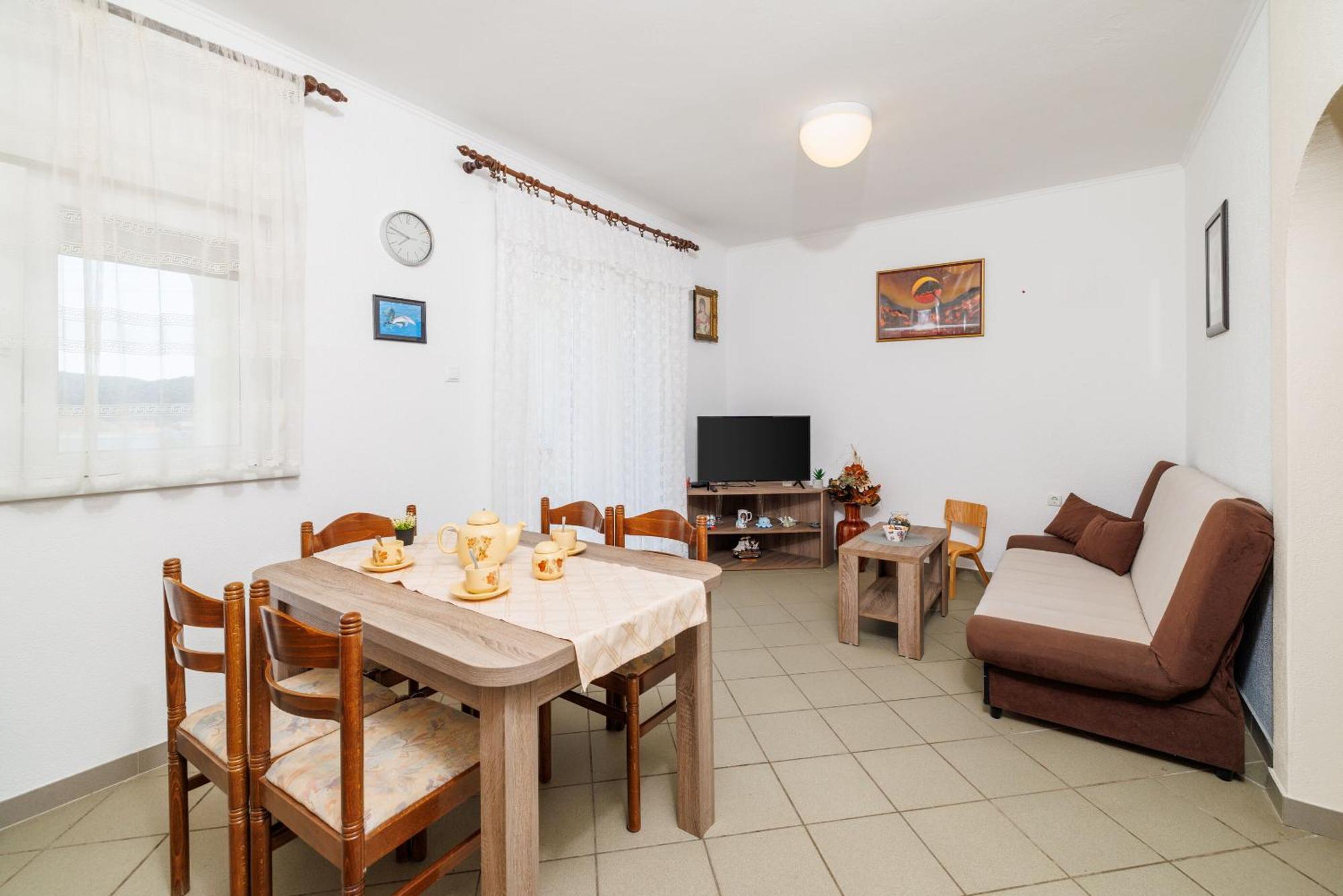 Apartments Danica Лопар Экстерьер фото